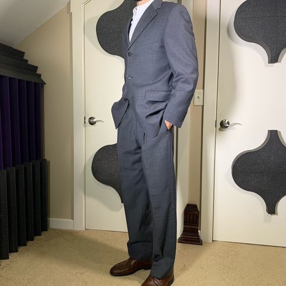 Kenneth Cole Reaction Other - Kenneth Cole Reaction Charcoal Grey Suit 40R 33x31